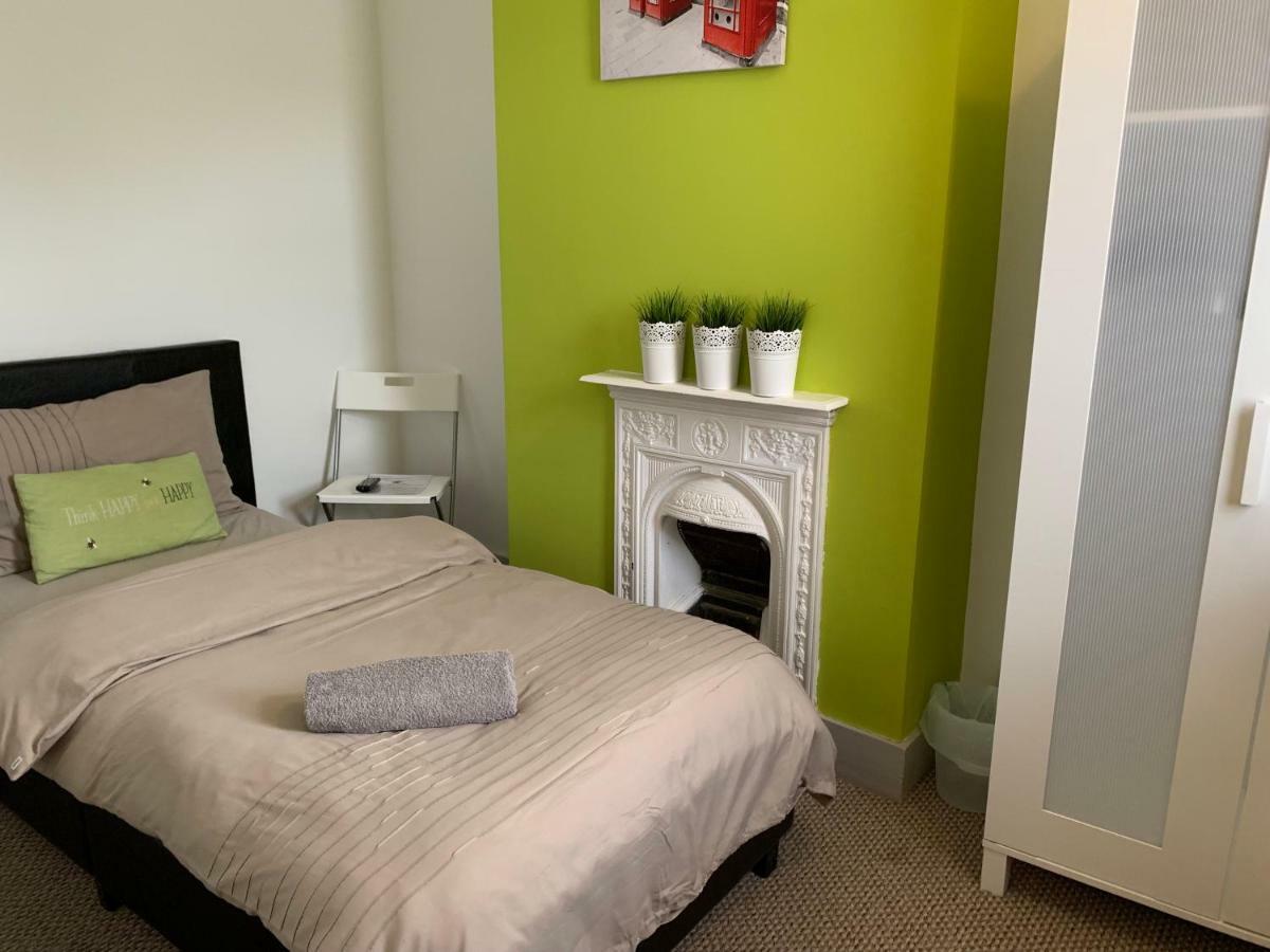 Fuller Rooms Kettering Buitenkant foto