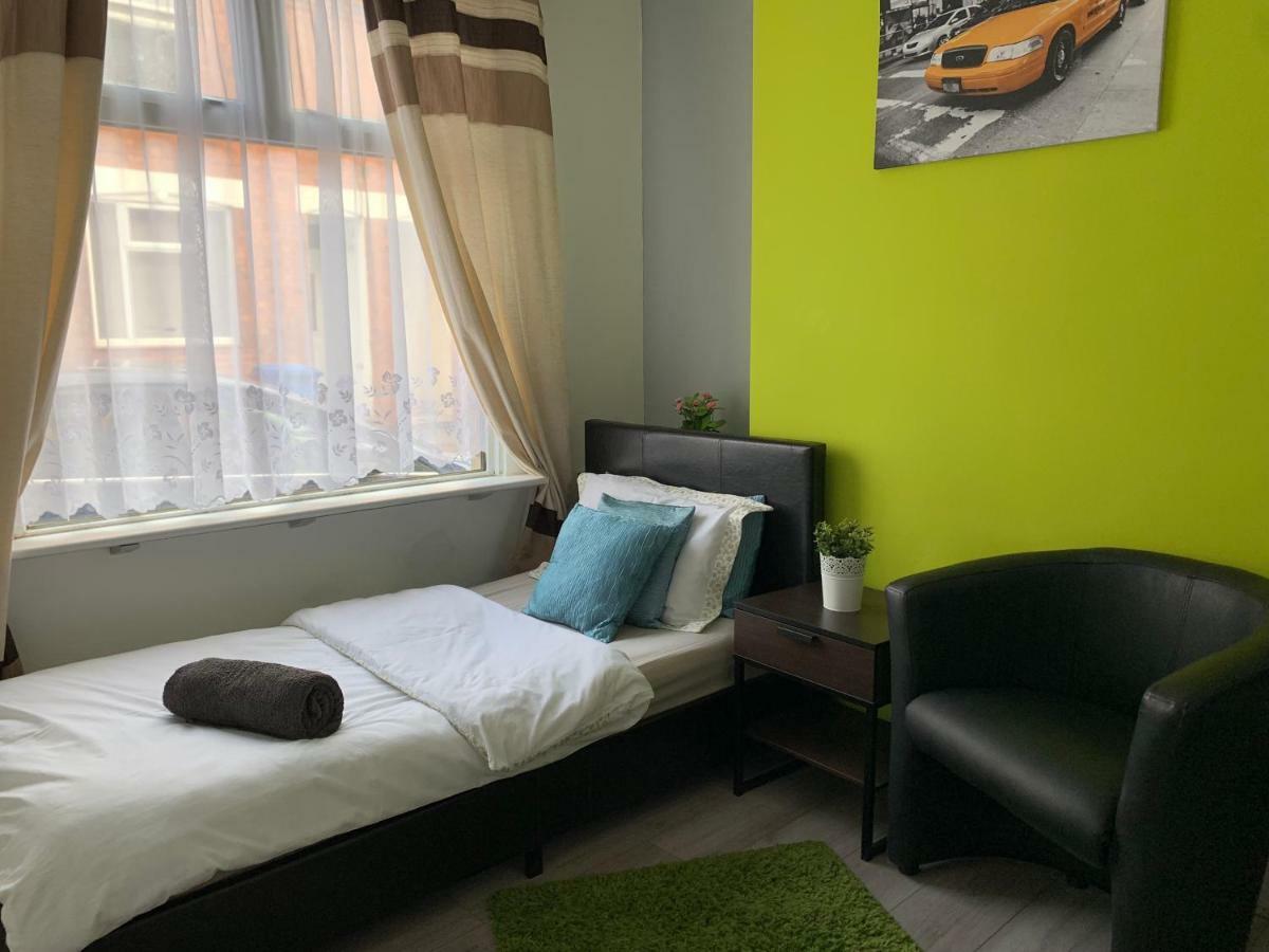 Fuller Rooms Kettering Buitenkant foto